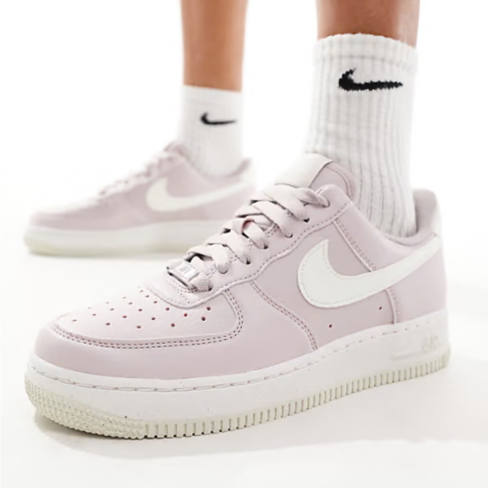 Nike AF1 Women's Light Purple and White Sneakers